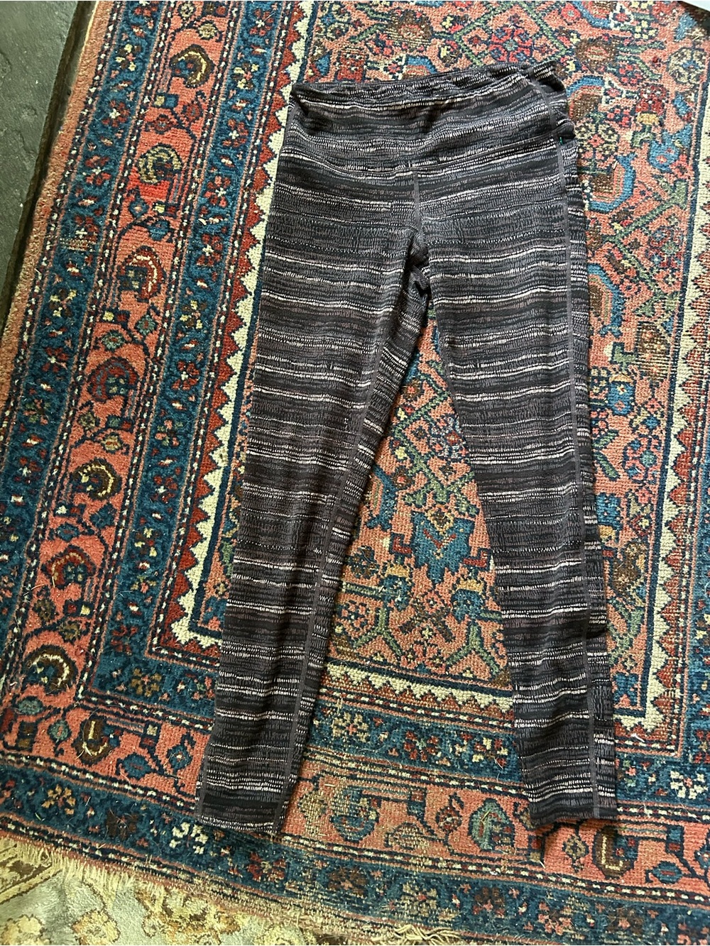 Athleta Marled Black & Gray Leggings